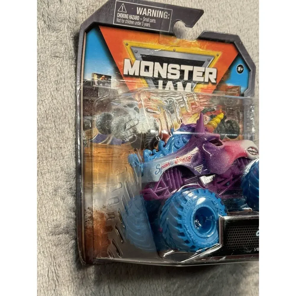 Lot 2x Monster Jam Sparkle Smash Series 33 Crazy Creatures 1:64 Truck NIB NIP￼￼